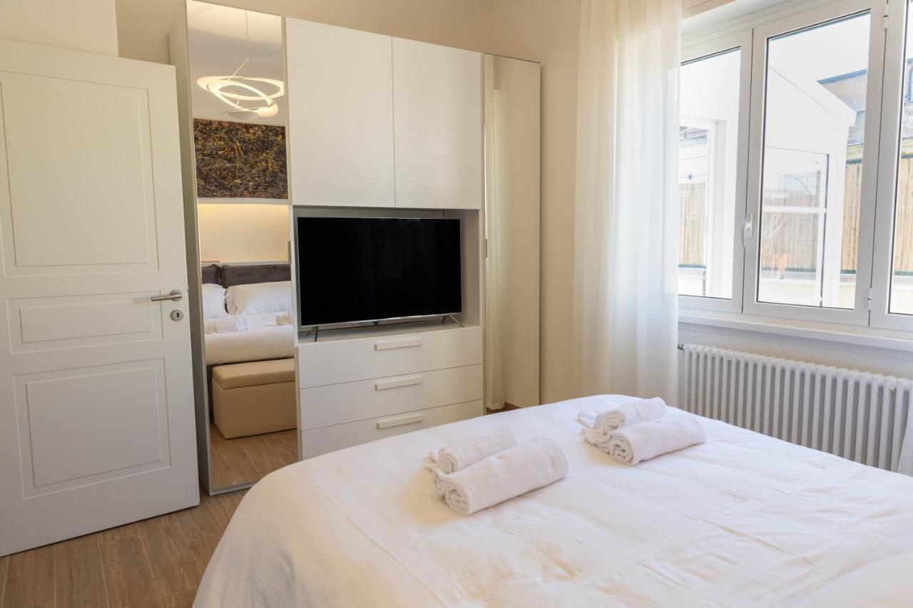 Colosseo Brightful Apartment With Rooftop Rome Exterior photo