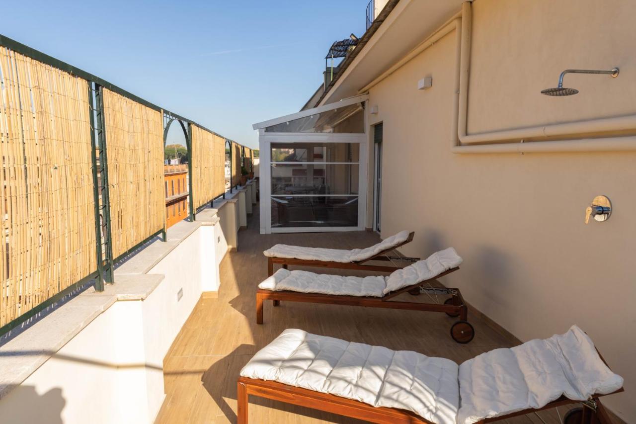 Colosseo Brightful Apartment With Rooftop Rome Exterior photo